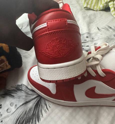 Nike Red And White Mids 