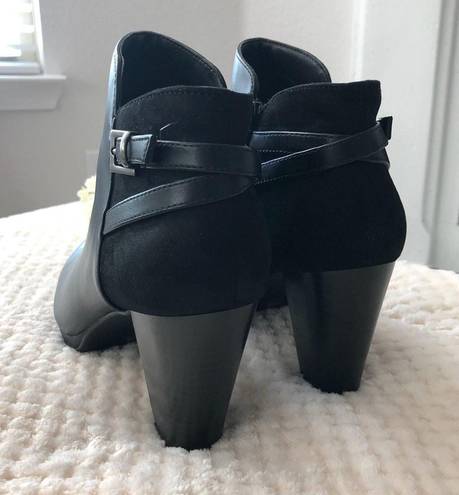 Andrew Geller KEIRA ANKLE BOOTS BLACK BLOCK HEEL SIZE 11