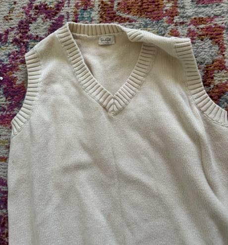 Brandy Melville sweater vest