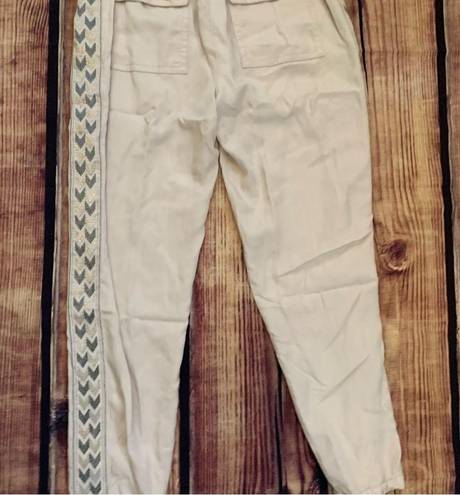 Rebecca Taylor  Beige Khaki Embroidered size 6 Joggers