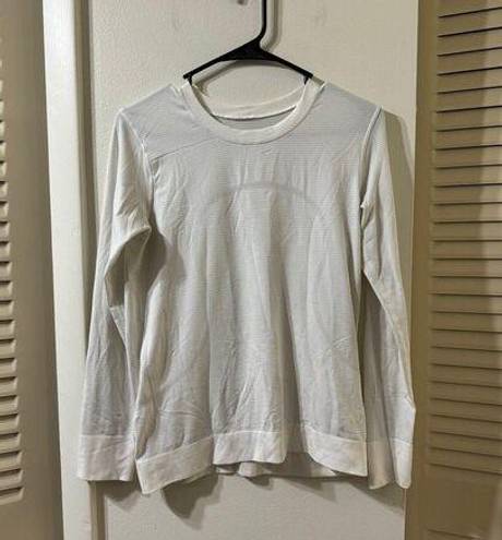 Lululemon  Swiftly Tech Long-Sleeve Shirt Size 8