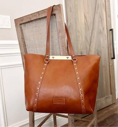 Patricia Nash  Benvenuto Tote