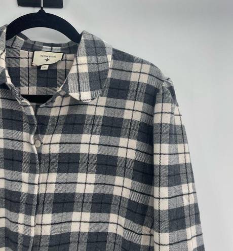 Tuckernuck  Midnight Plaid Saranac Shirt Cotton Flannel Button Front Collared xxl