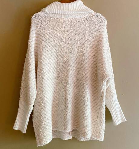 moon&madison Popcorn Knit Turtle Neck Sweater