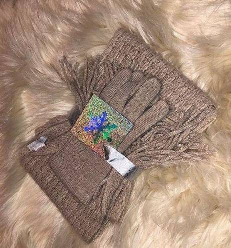 New York & Co. scarf and glove gift set