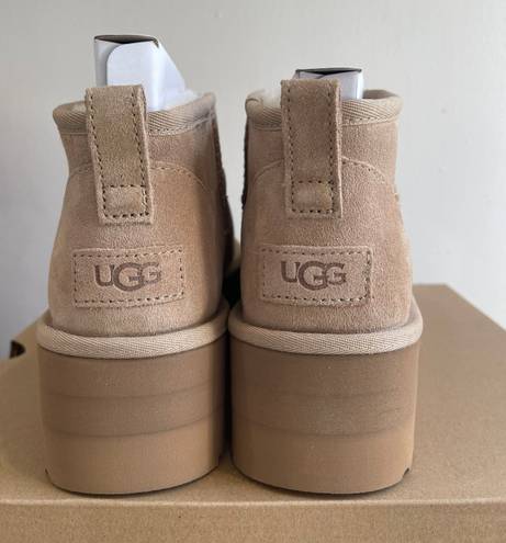 UGG Women's Classic Ultra Mini Platform Boot Sand  Size 8