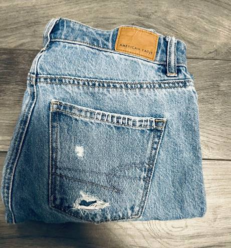 American Eagle Outfitters Moms Jeans