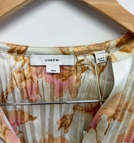 Vince  Blouse Size Medium Flora Crushed Long Sleeve Textured Satin Shirt V Neck