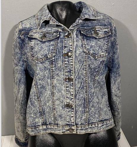 AQ/AQ AQ Women’s acid wash Jean jacket, XL