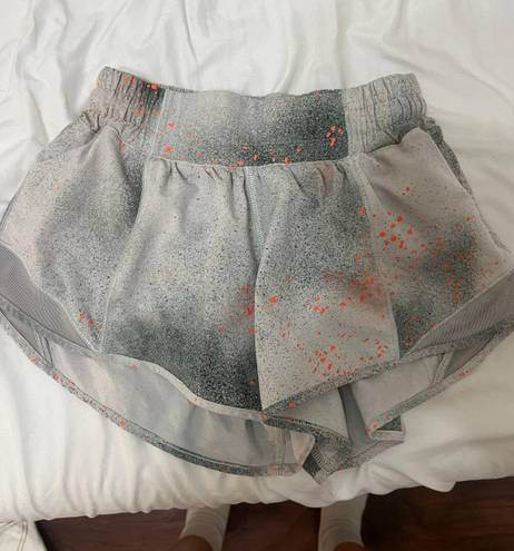 Lululemon  Hotty Hot Short 2.5”