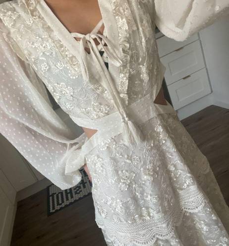 Alexis Nwt  x Target Cream Lace Cutout Long Sleeved Midi Collection Dress