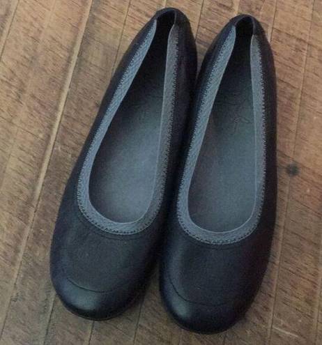 Patagonia Gilia Black  flats