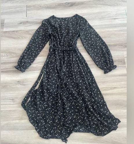 Carly Jean Los Angeles Carly Jean XS Black Floral High Low Long Sleeve Ruffle Dress