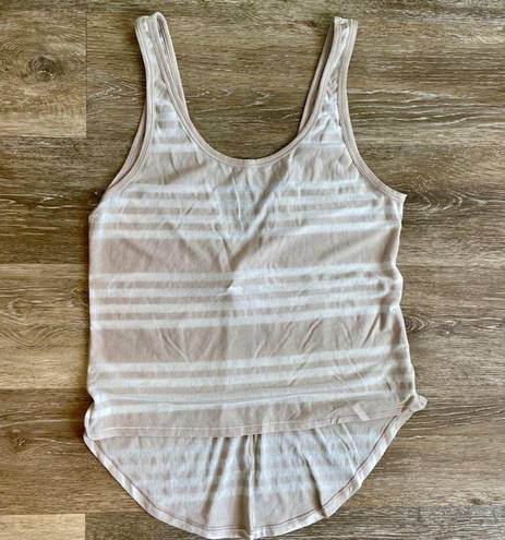 Lululemon  Striped Top- sz. 4 EUC