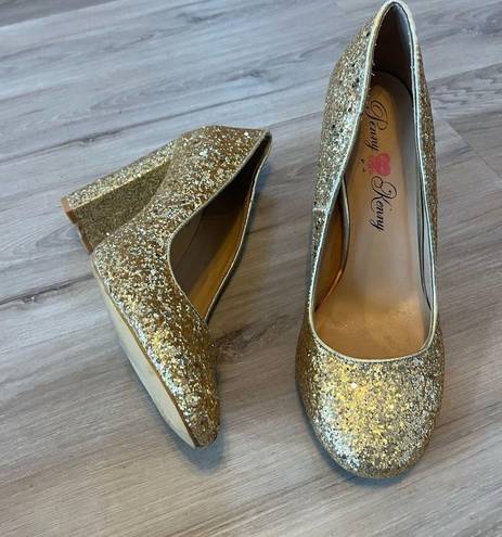 Penny Loves Kenny Penny Love Kenny 10 Glitter Gold Pumps