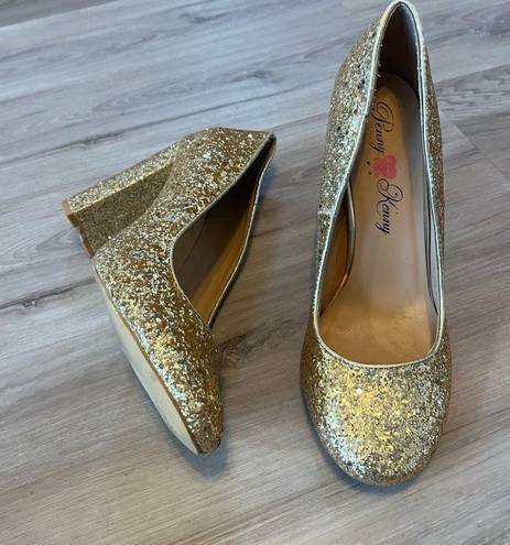 Penny Loves Kenny Penny Love Kenny 10 Glitter Gold Pumps