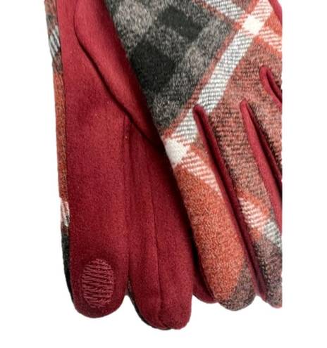 Women’s C&D Red & Black Plaid Driving Gloves