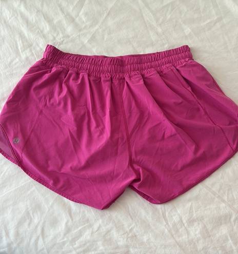 Lululemon Hotty Hot Shorts 4”