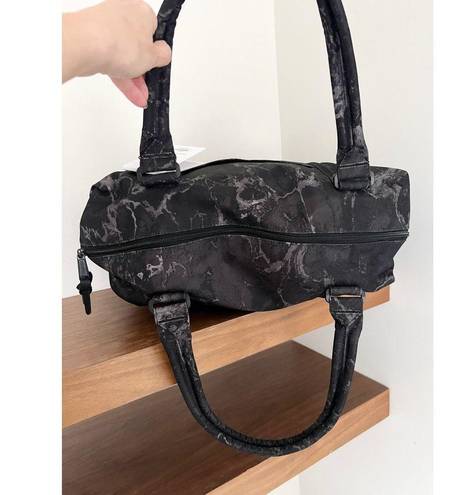 Krass&co NWT Herschel Supply . Brand Strand Sprout Diaper / Gym Bag Black Marble Womens