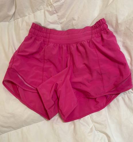 Lululemon Hotty Hot Short 2.5” Sonic Pink