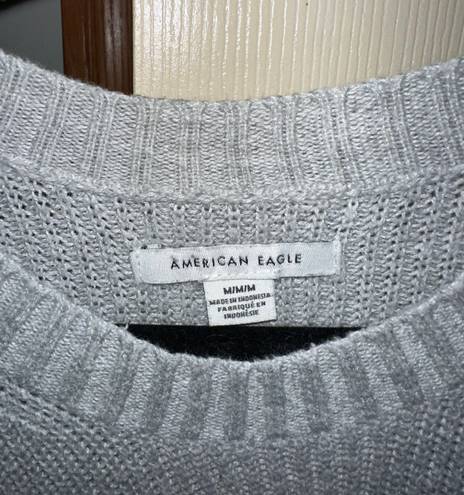 American Eagle sweater