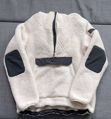 The North Face Black and White Women’s Campshire Sherpa Pullover with Kangaroo Pouch