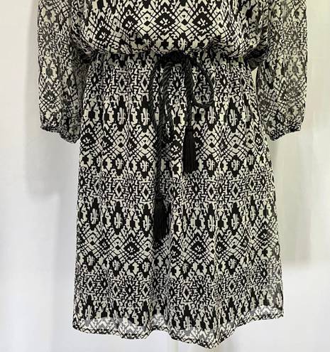 Bebop New  Tassel Tie Waist Keyhole Mini Dress Black White Geometric Print