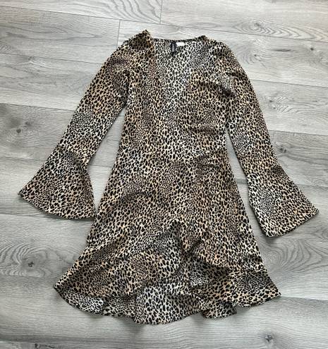 Divided Cheetah Print Cardigan 