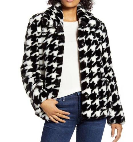 CeCe NWT  faux Fur Houndstooth Coat