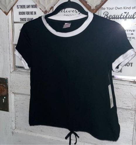 No Bo Nwt  Womens Size Small 3-5 Short Sleeve Black white Crop Top‎ Shirt