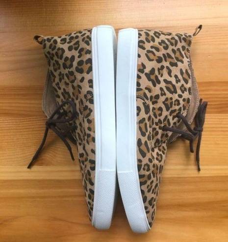 Gap  Womens Cheetah Print Midtop Sneaker Sz 8