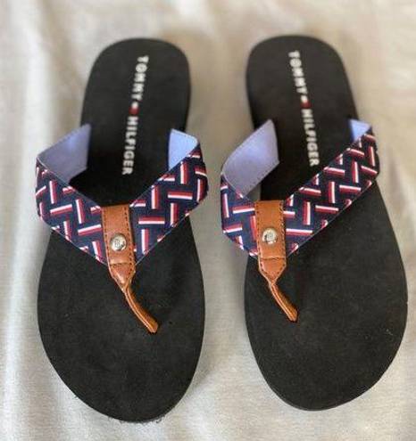 Tommy Hilfiger  Herringbone Navy Red Thong Flip Flops Size 8 New Without Tag