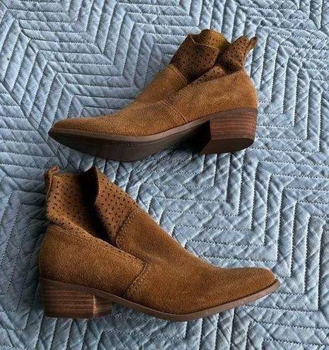 American Eagle  outfitters brown ankle booties size 8.5