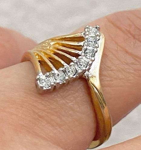 Vintage 18K HGE Gold plated Clear Stone Fan Ring Size 7