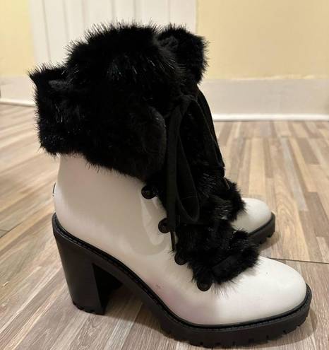 Guess  Women's Galway Booties