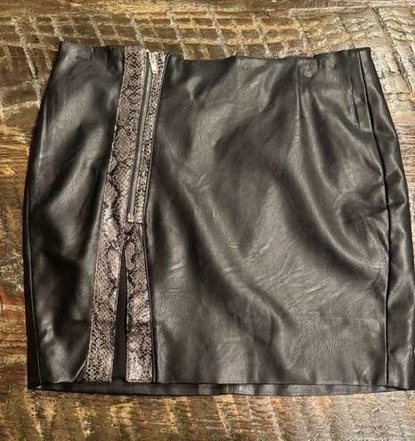 English Rose  faux leather skirt size small great condition