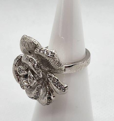 Krass&co Vera &  Brass Silver Tone & Clear Cubic Zirconia Flower Ring (5)