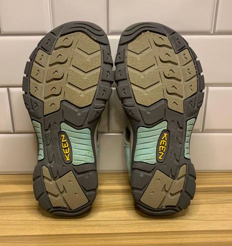 Keen Womens Newport H2 Aqua Blue Gray Drawstring Hiking Sandal Size 7.5 US