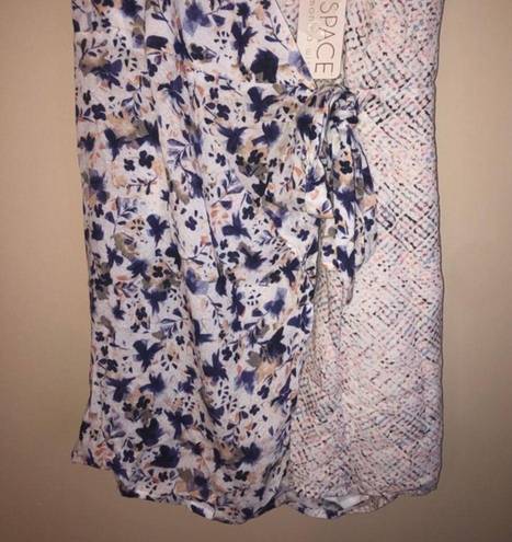 l*space NWT L  Maria Blue Romper Cover Up