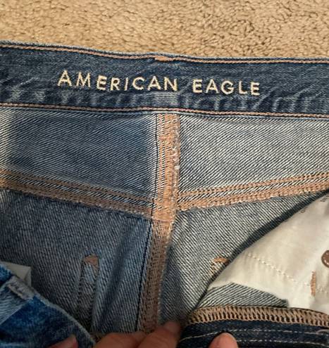 American Eagle Relaxed Mom Jeans