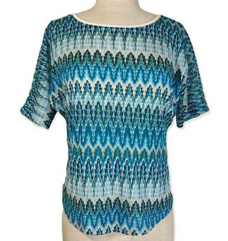 Lily White Blue chevron short sleeve top women's medium crochet round neck deep V lace back