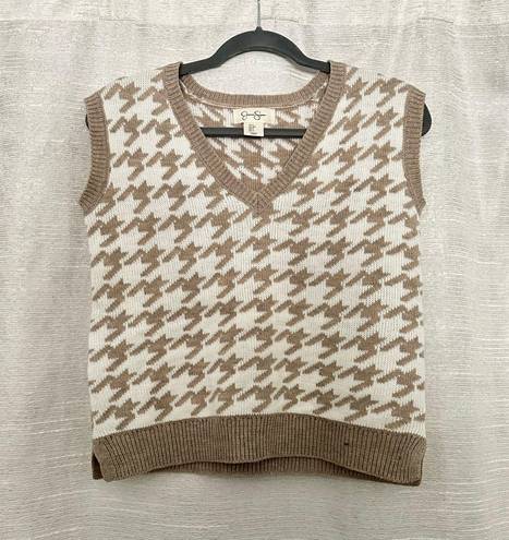 Jessica Simpson Houndstooth Sweater Vest