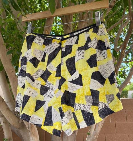 Equipment  Femme Shorts Womens Small Yellow Black Abstract Silk Summer Boho