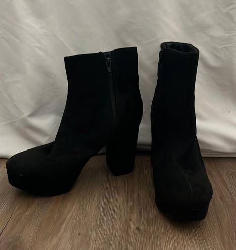 Lulus Lulu Black Suede Booties