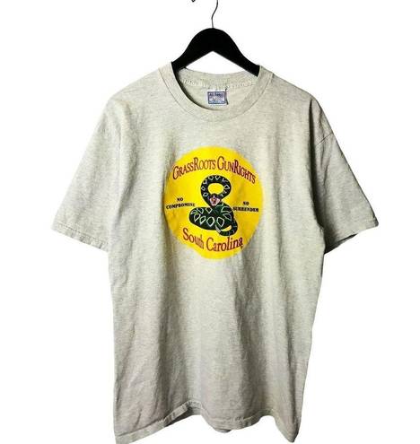 Roots 90s Vintage All Sport Grass  Guns Save Lives T Shirt Made In USA Snake