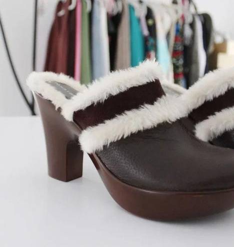 Tommy Hilfiger Merry Vintage Y2K Leather Faux Fur Trim Platform Clogs