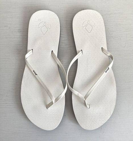 REEF  Womens Basic Slip On Beach Thong Flip Flops Size 11 White Sandals