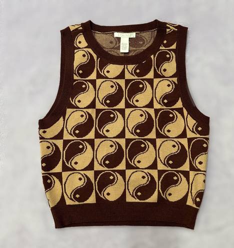 Full Tilt Yin Yang Check Sleeveless Sweater Knit Top