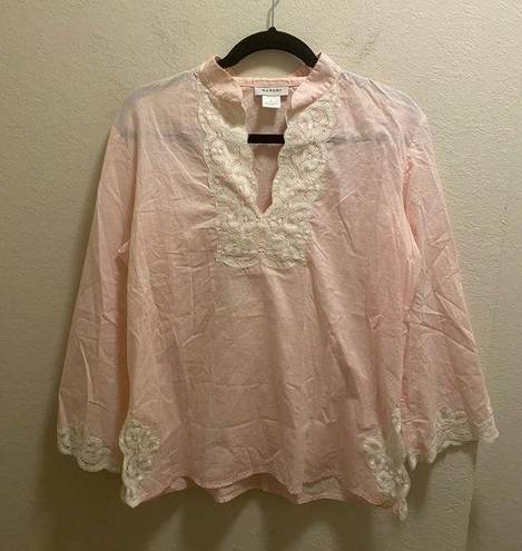 Natori  Pink Tunic With White Lace Accents Size Small