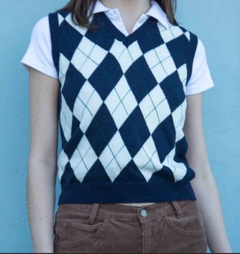 Brandy Melville  riley sweater vest